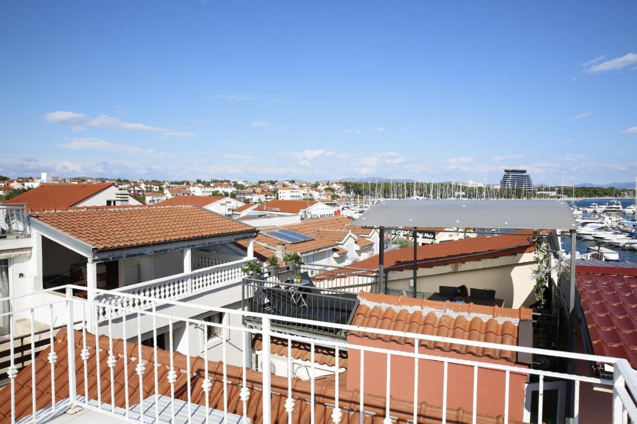 Holiday Home Yan With Bay View Vodice Kültér fotó